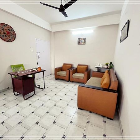 Kanak Laxmi Villa B & B Guwahati Exterior foto
