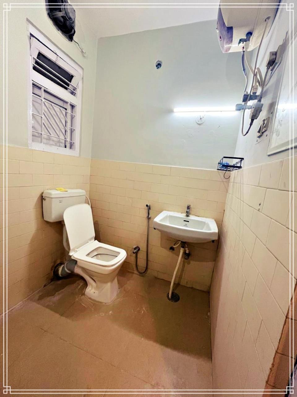 Kanak Laxmi Villa B & B Guwahati Exterior foto